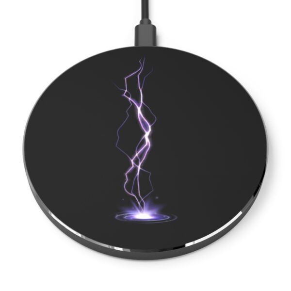 Lightning Strike | Fast Wireless Charger | Tech Accessory - Black