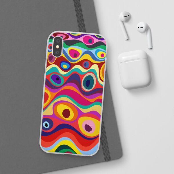 Illustrative Colorful Flexi Cases For iPhone and Samsung - Image 9